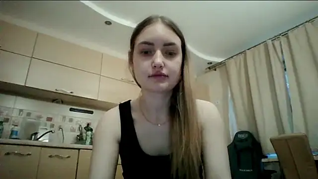 Snapshot of Lisanta chatting on May 12, 4:26 pm Lisanta online show from May 12, 4:26 pm