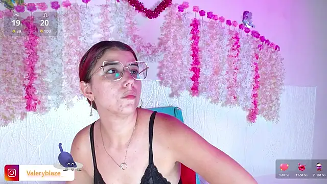 ValeryBlaze  online show from June 25, 7:07 pm