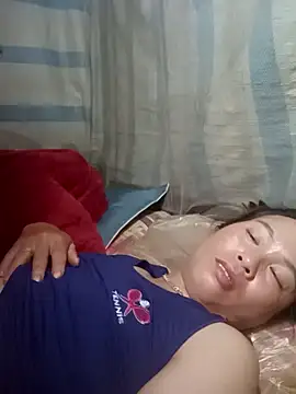 Snapshot of phuongtrinh1 chatting on May 26, 6:26 pm phuongtrinh1 online show from May 26, 6:26 pm
