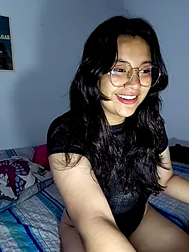 Snapshot of _Juno chatting on April 24, 3:25 pm Juno online show from April 24, 3:25 pm