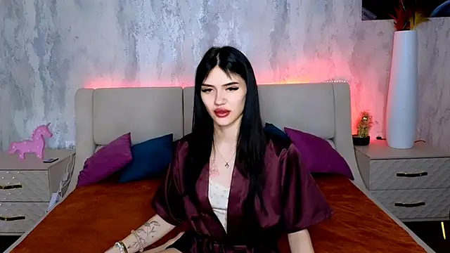 Holly Beck online show from May 25, 12:16 am