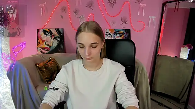ollivia dream online show from May 4, 6:09 am