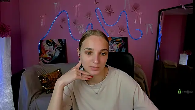 ollivia dream online show from May 6, 5:46 am