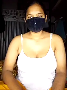 Snapshot of Akhira_2026 chatting on July 8, 2:21 pm Akhira 2026 online show from July 8, 2:21 pm