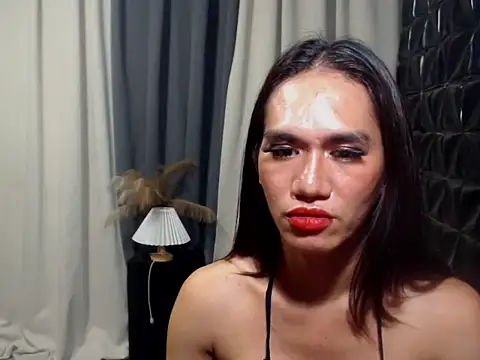 Queen Haliyah online show from May 15, 11:56 pm