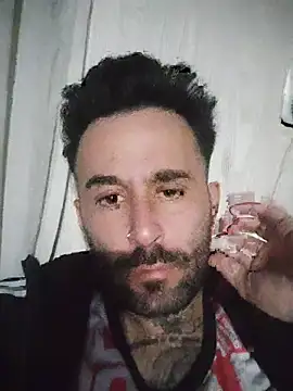 Snapshot of ferch0o12 chatting on August 5, 4:48 am ferch0o12 online show from August 5, 4:48 am