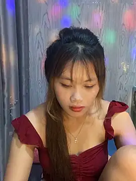 Ly-sexyy online show from April 27, 7:28 am