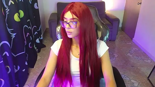 Snapshot of lia_varel chatting on June 3, 10:59 pm lia varel online show from June 3, 10:59 pm