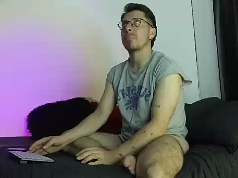 Letorres19 online show from April 21, 3:57 am