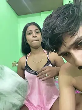 hot-couple-0 online show from June 11, 12:58 pm