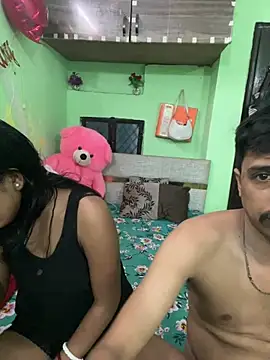hot-couple-0 online show from July 18, 7:23 am