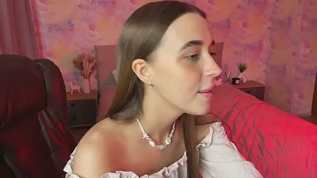 Tiana Belle online show from May 14, 1:01 am