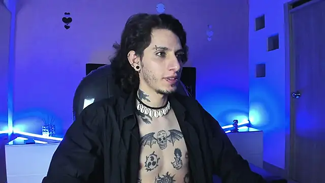 Vergil Noir  online show from April 23, 4:57 am