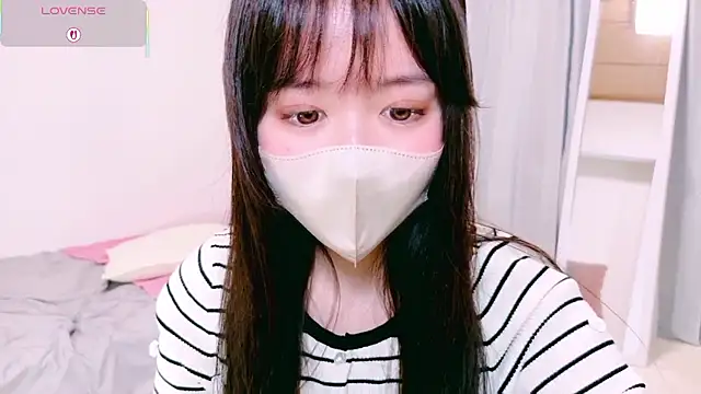 Snapshot of mayu_chan_ chatting on May 23, 12:20 pm mayu chan online show from May 23, 12:20 pm
