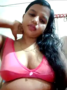 Snapshot of Nigar_Hatun chatting on May 7, 6:35 pm Nigar Hatun online show from May 7, 6:35 pm