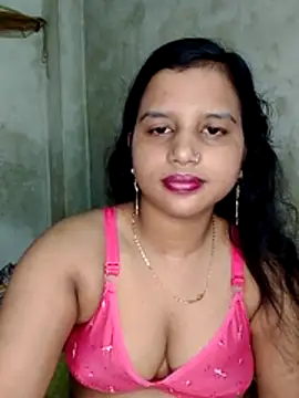 Snapshot of Nigar_Hatun chatting on May 10, 5:07 pm Nigar Hatun online show from May 10, 5:07 pm