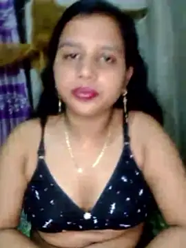 Snapshot of Nigar_Hatun chatting on May 12, 4:59 pm Nigar Hatun online show from May 12, 4:59 pm