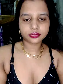 Snapshot of Nigar_Hatun chatting on May 16, 5:23 pm Nigar Hatun online show from May 16, 5:23 pm
