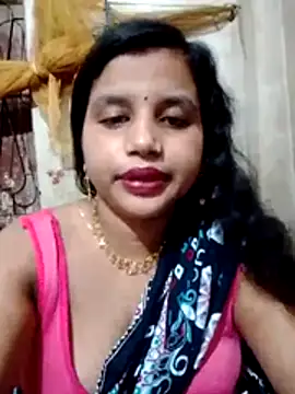 Snapshot of Nigar_Hatun chatting on May 20, 5:41 pm Nigar Hatun online show from May 20, 5:41 pm