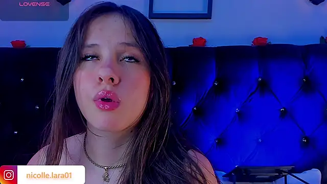 Snapshot of Kitty_rose01 chatting on July 11, 10:29 am Kitty rose01 online show from July 11, 10:29 am