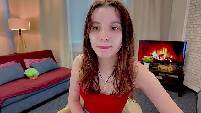 BelovedAlice online show from April 21, 5:17 pm