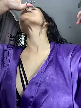 Snapshot of athena_sexxxy chatting on August 9, 6:24 pm athena sexxxy online show from August 9, 6:24 pm