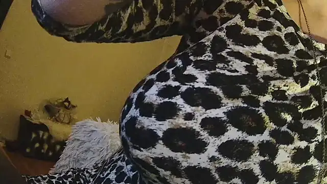 Divineblond online show from February 14, 2:18 am