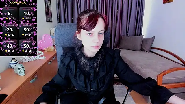 Snapshot of MiniLysii chatting on July 5, 5:58 am MiniLysii online show from July 5, 5:58 am