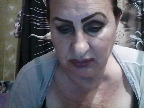 LoaqLovew online show from July 22, 8:28 am