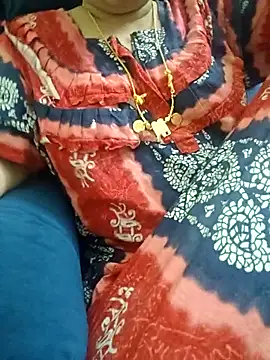 Snapshot of Call_Honey chatting on May 11, 4:04 pm Call Honey online show from May 11, 4:04 pm