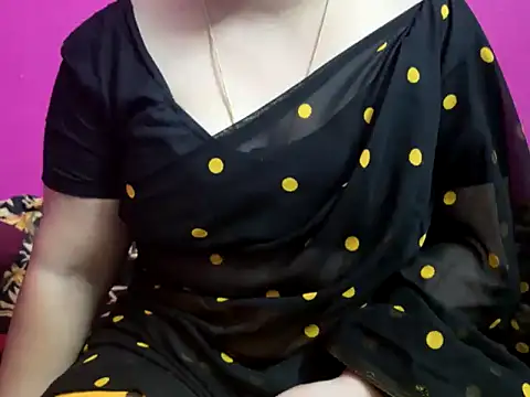Snapshot of Call_Honey chatting on May 20, 6:47 pm Call Honey online show from May 20, 6:47 pm