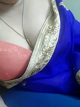 Snapshot of Call_Honey chatting on May 31, 4:47 pm Call Honey online show from May 31, 4:47 pm