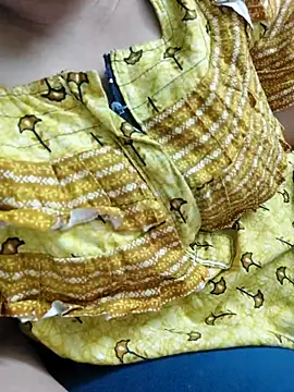 Snapshot of Call_Honey chatting on June 12, 3:55 pm Call Honey online show from June 12, 3:55 pm