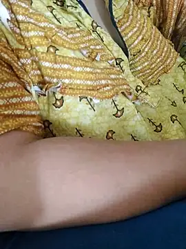 Snapshot of Call_Honey chatting on June 16, 8:50 am Call Honey online show from June 16, 8:50 am