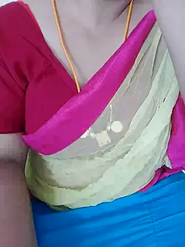 Snapshot of Call_Honey chatting on June 22, 5:15 am Call Honey online show from June 22, 5:15 am