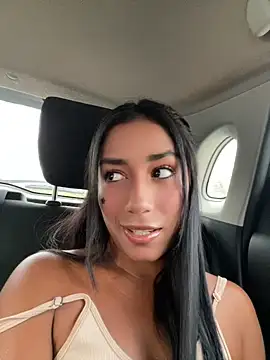 SaryJonex online show from August 5, 2:20 pm