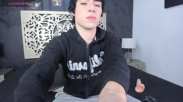 DemonFoxx online show from July 2, 12:55 pm