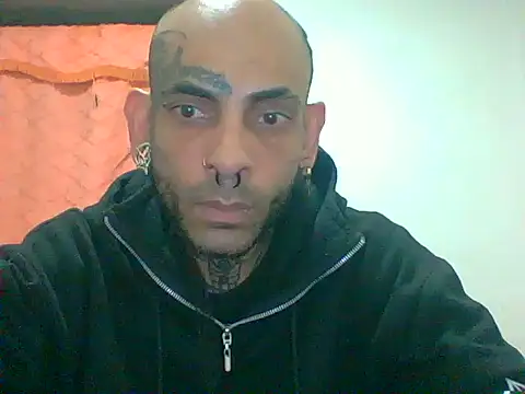 Snapshot of Demon_Rose_ chatting on June 23, 3:59 am Demon Rose online show from June 23, 3:59 am