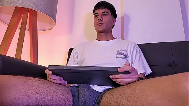 Derek stud  online show from June 7, 4:16 am