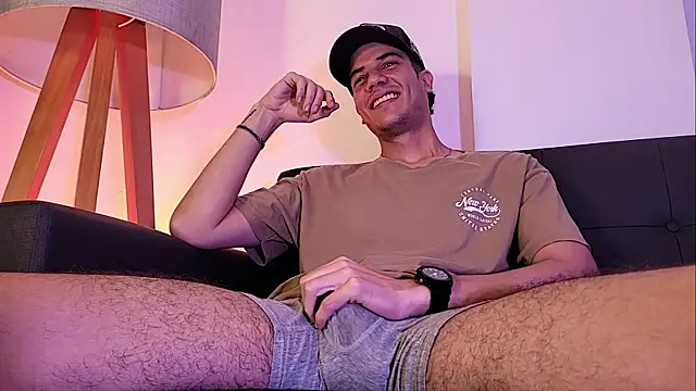Derek stud  online show from June 17, 5:10 am