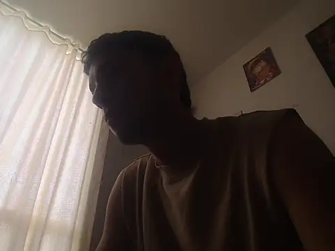 santiiago whitee online show from May 6, 3:28 pm