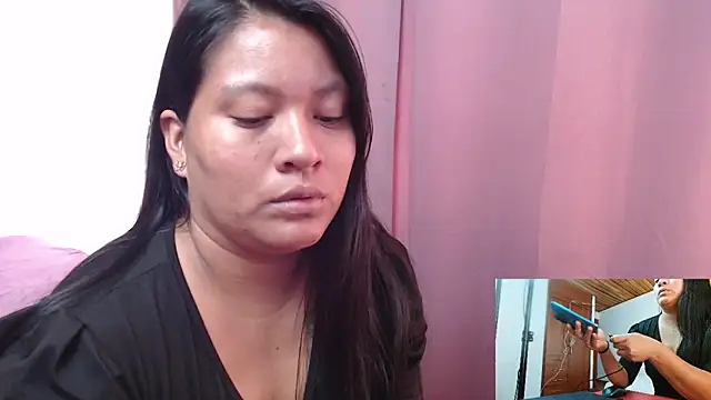 Sol vannesa online show from May 7, 9:20 pm