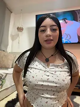 -Lorelain- online show from June 11, 3:59 am