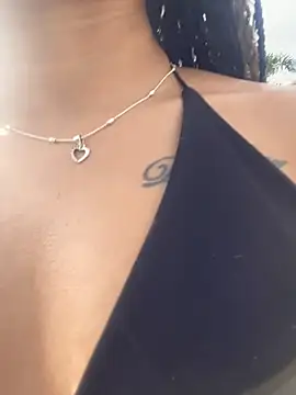 Snapshot of EmmaExoticaXXX chatting on June 26, 9:19 pm EmmaExoticaXXX online show from June 26, 9:19 pm
