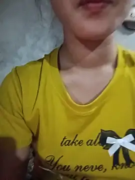 Rosie LoveUU online show from May 16, 10:52 pm