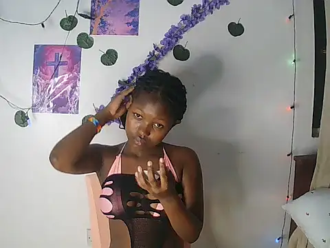 Snapshot of Angel-KittyyCat chatting on July 17, 11:53 pm Angel-KittyyCat online show from July 17, 11:53 pm