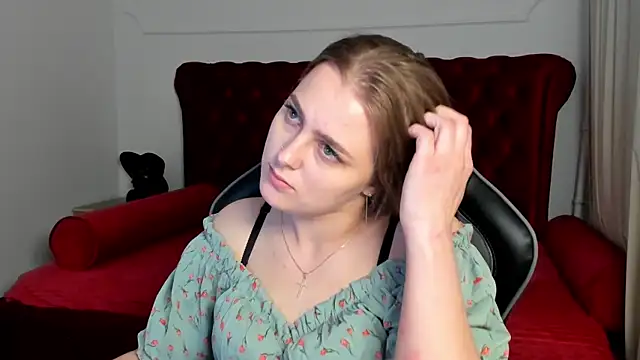 EllaBells online show from May 11, 4:51 am