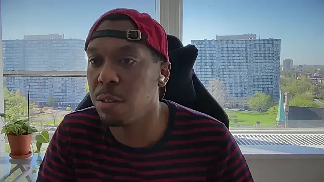 MeechieMoney online show from April 23, 2:19 pm