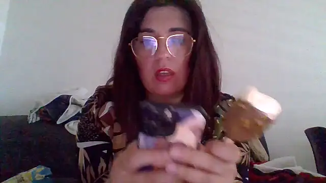 miss16 online show from April 28, 12:54 pm