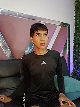 KevCokk online show from June 2, 8:00 pm